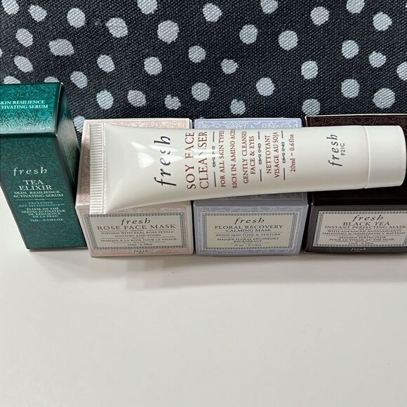 Fresh Skincare 6-Piece Bundle Set, New - Picture 2 of 2